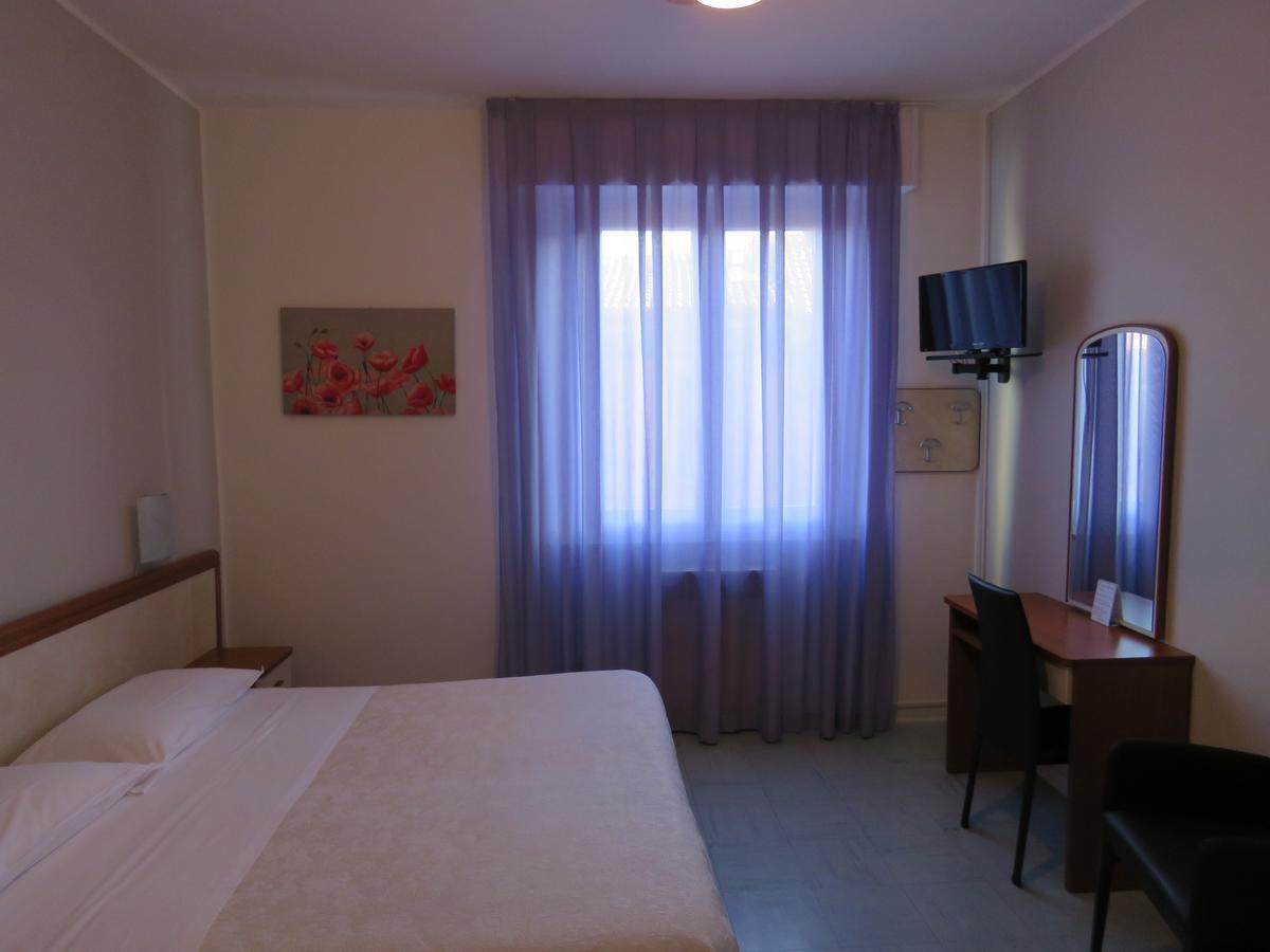 Hotel Marta Форлі Екстер'єр фото