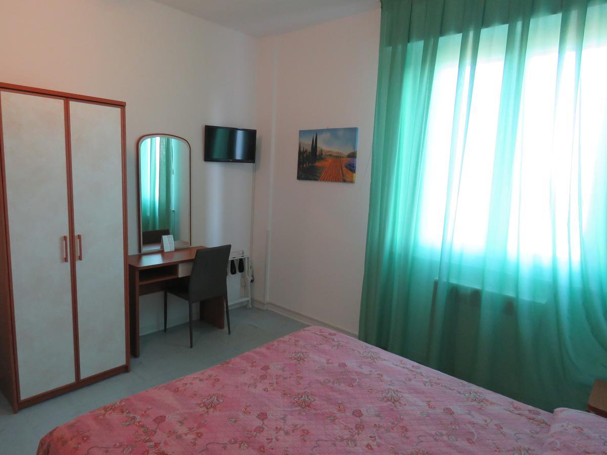 Hotel Marta Форлі Екстер'єр фото